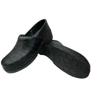Bjork Eva Professional Clogs 42 size Women's 11 Men's 9 Croc Embossed Black
